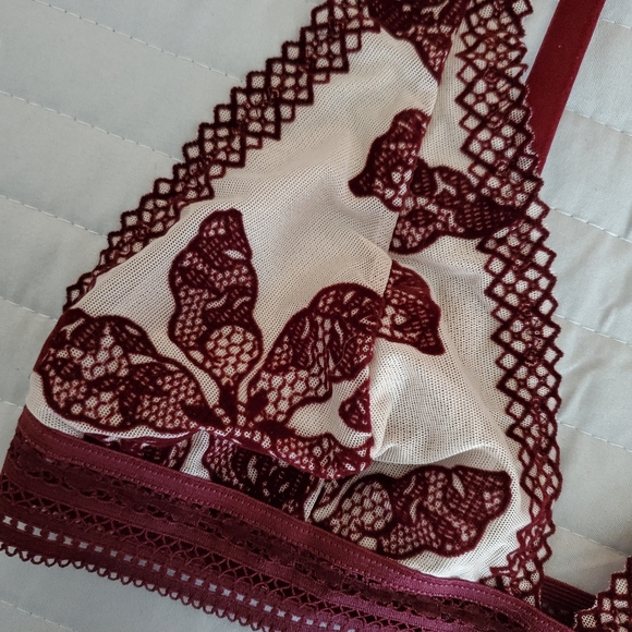 BUNDLE OF 2❣❣NWT💕Free People Alia Bralettes - Picture 9 of 16